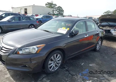 2012 Honda Accord 3.5 Ex-L from USA, damaged, VIN 1HGCP3F86CA018686